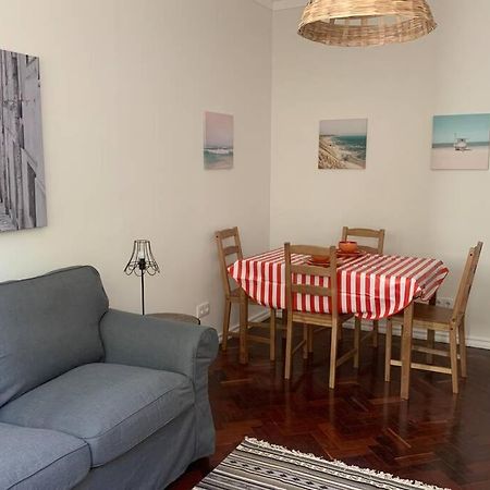 Casa Do Largo Sardinha - Very Central Apartment With Ac Lisboa Extérieur photo