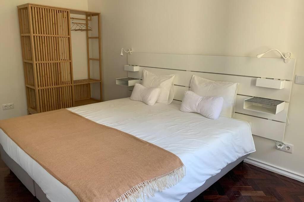 Casa Do Largo Sardinha - Very Central Apartment With Ac Lisboa Extérieur photo